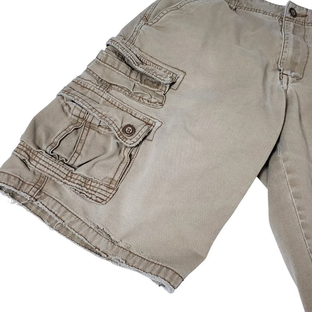 Pluggo Mens Khaki Tan Y2k Cargo Shorts Size 30 Distressed Raw Hem Cotton Utility
